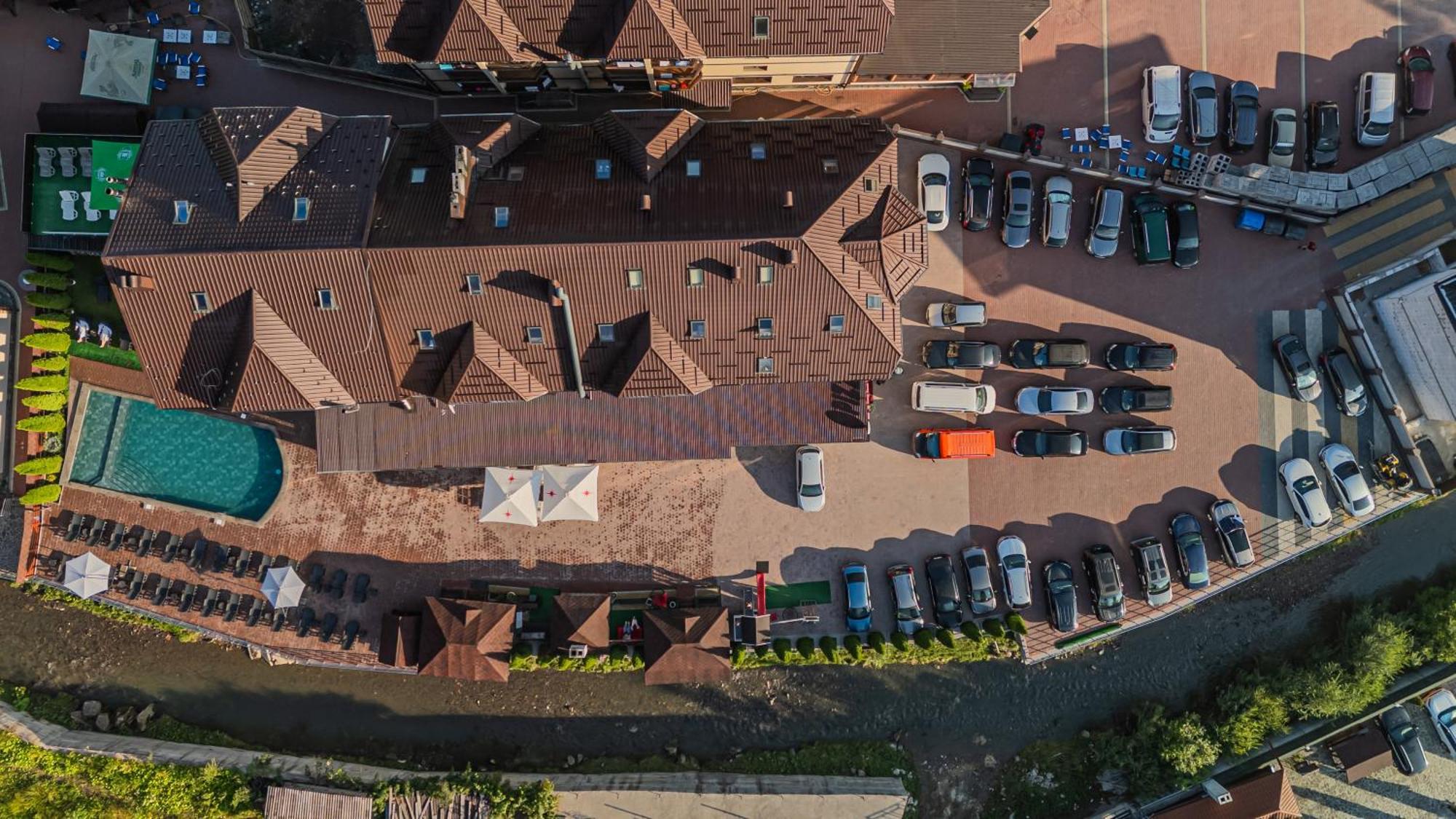 Villa Leku Spa Resort Bukovel Eksteriør billede