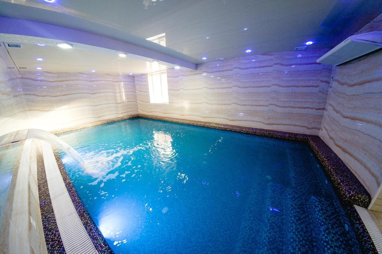 Villa Leku Spa Resort Bukovel Værelse billede